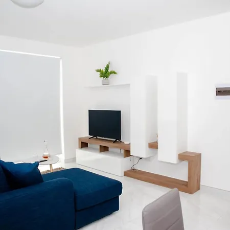 Brend New One Bedroom Penthouse St. Paul's Bay Exterior photo